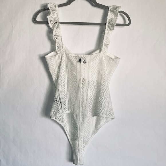 Urban Outfitters Cameron Crochet Cream White Cutout Bodysuit - Picture 7 of 7